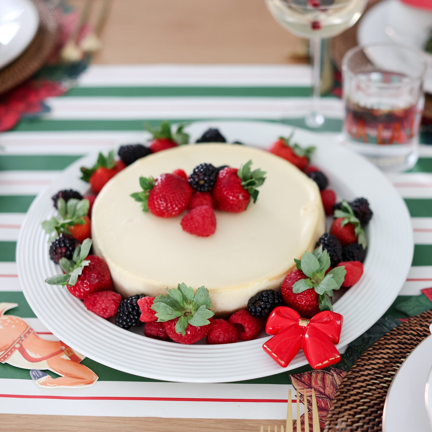 NF Round Platter - Stripes